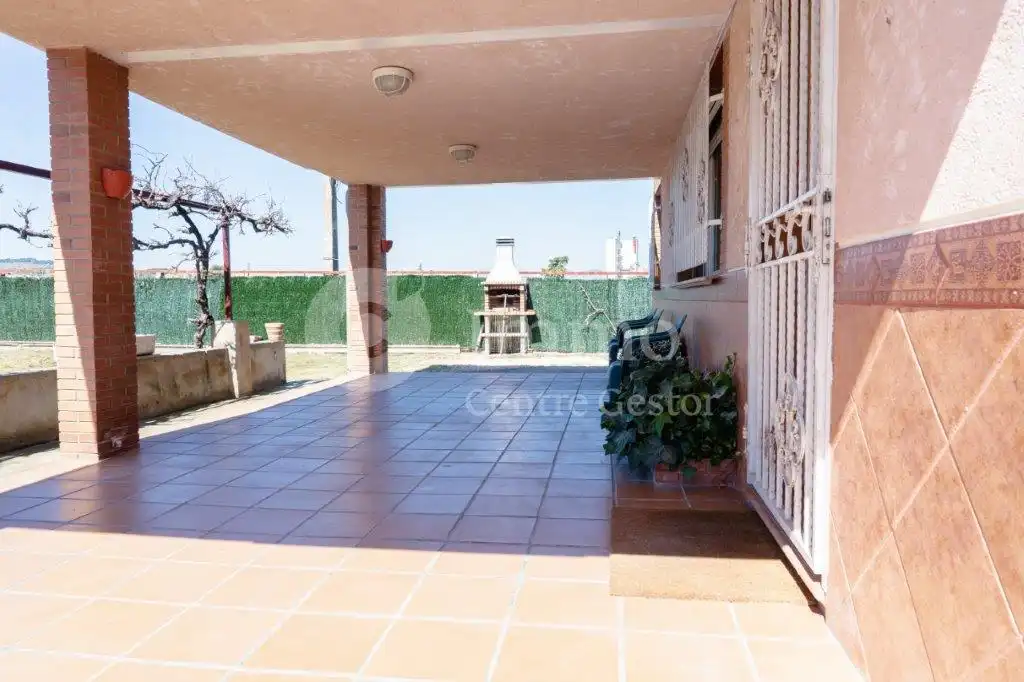 Jardí de Finca rústica en venda en Almenar amb Moblat