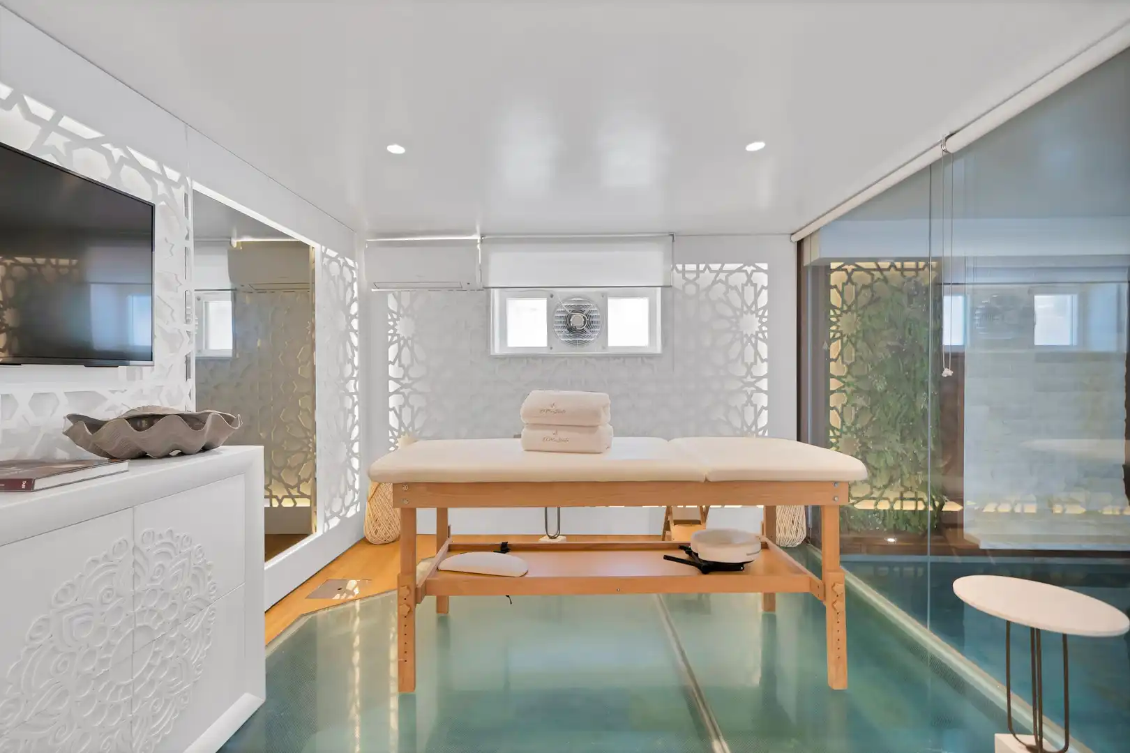 Schlafzimmer von Haus oder Chalet zur Miete in Marbella mit Heizung, Privatgarten und Terrasse