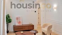 Living room of Flat for sale in  Madrid Capital  with Air Conditioner, Heating and Terrace