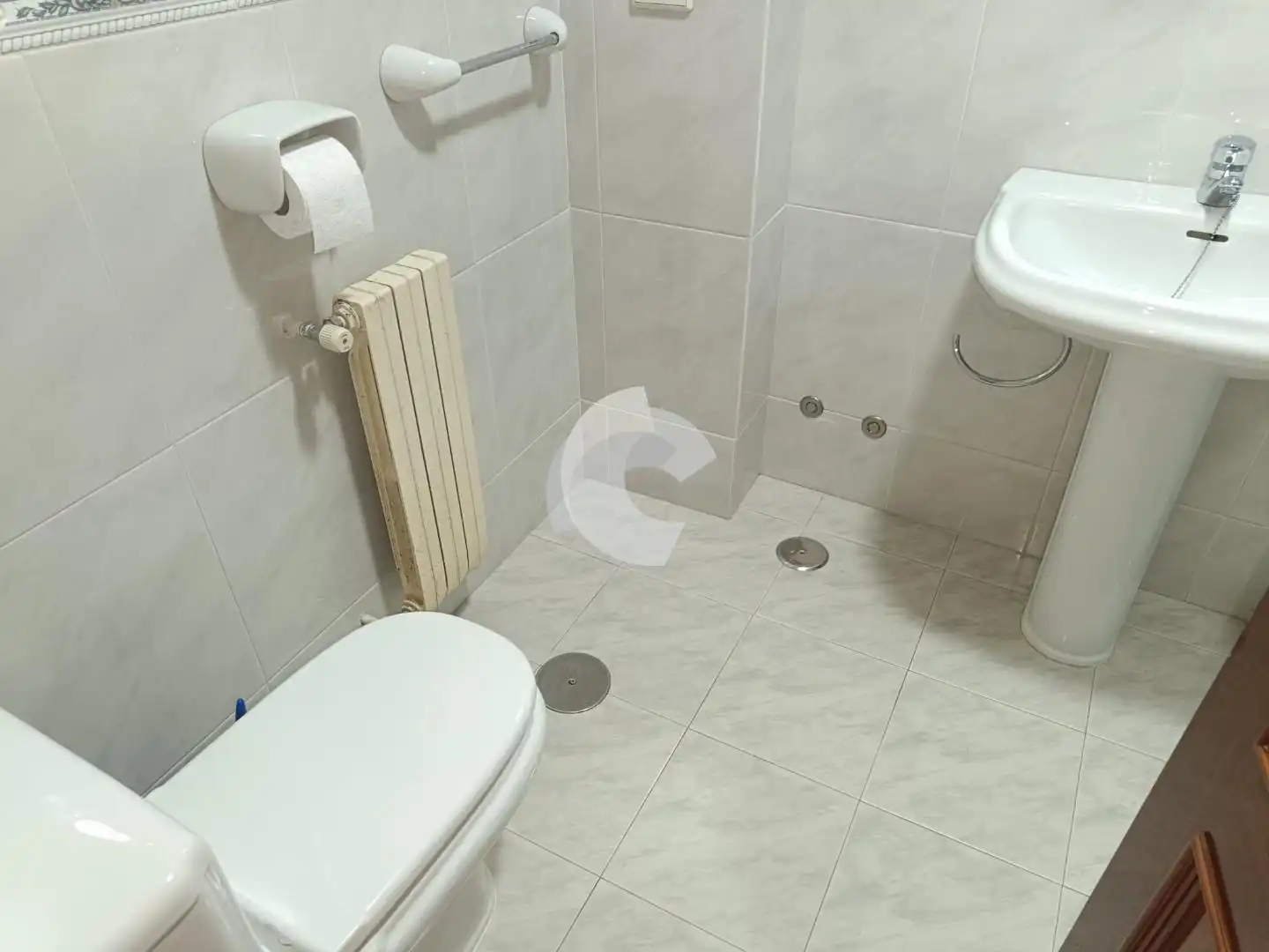 Bany de Pis de lloguer en Ourense Capital 
