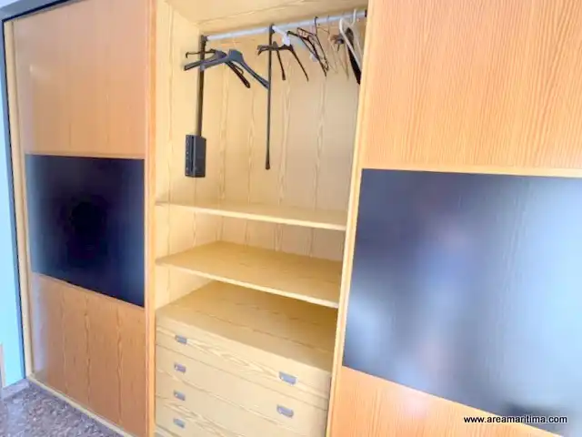 Flat for rent in Paterna  with Air Conditioner, Furnished and Balcony