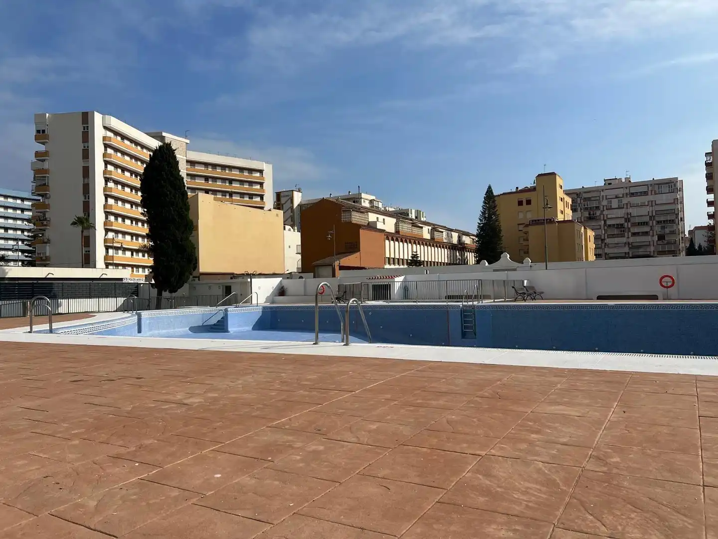 Flat with pool for sale in Torre del Mar, imagen 2