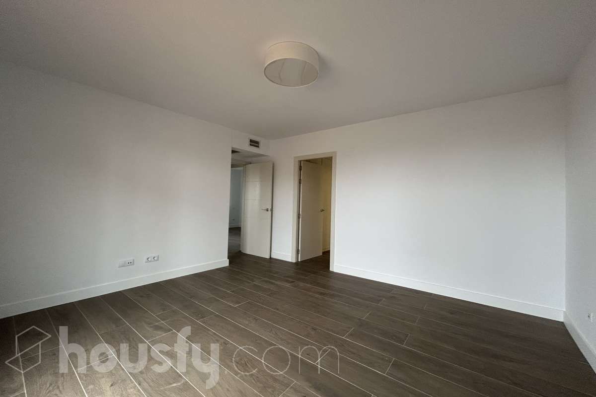 4 hab, 128m² en Montecarmelo, Fuencarral - El Pardo,  Madrid Capital - Image 4