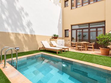 Dúplex con piscina en venta en Eixample