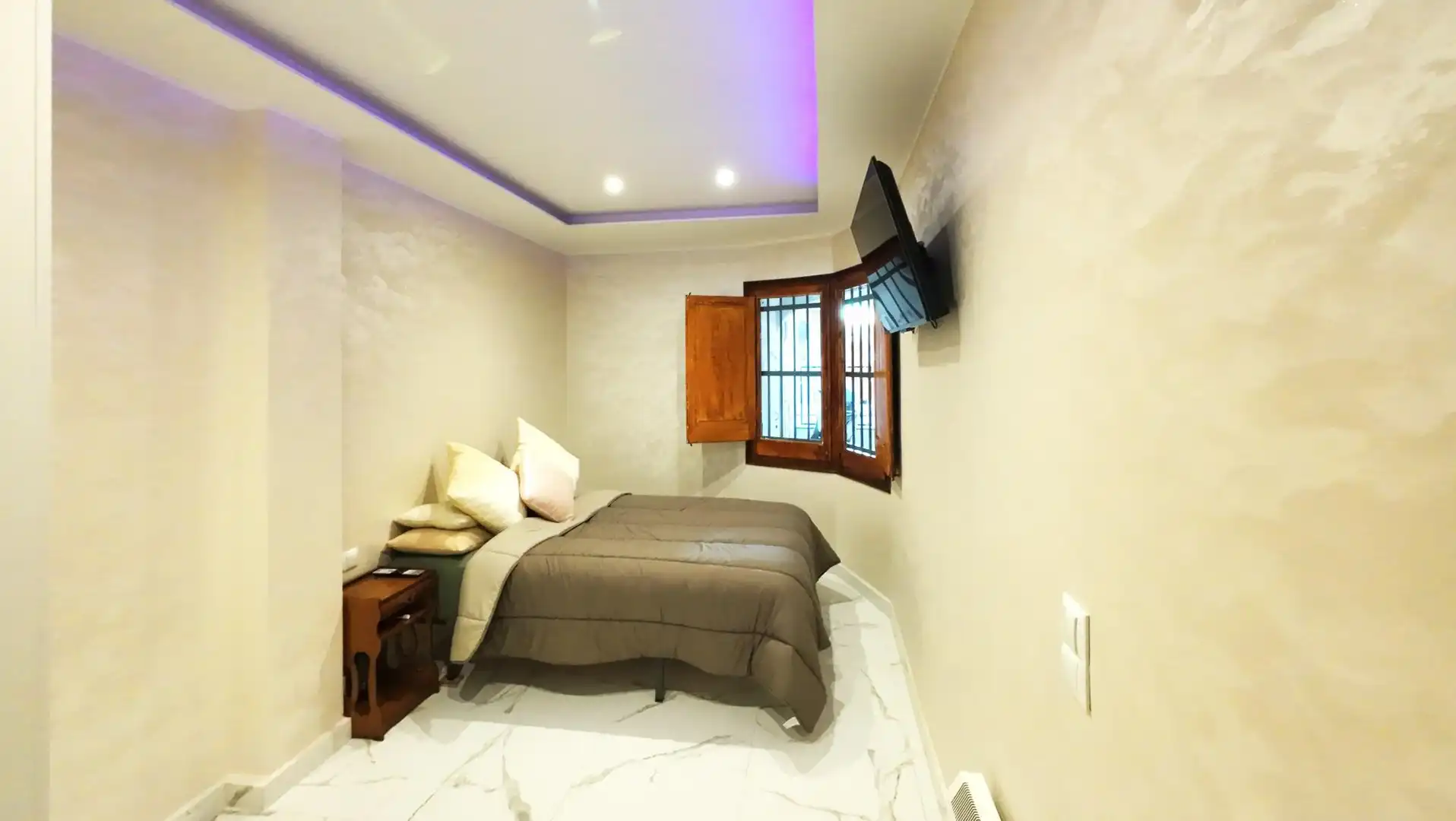 Bedroom of Flat for sale in Figueres  with Heating