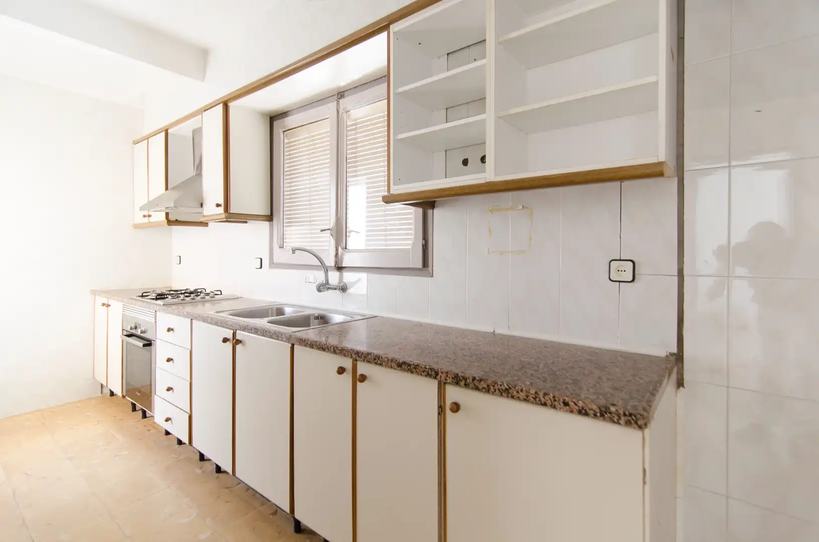 Cuina de Casa o xalet de lloguer en Navarcles amb Calefacció i Balcó