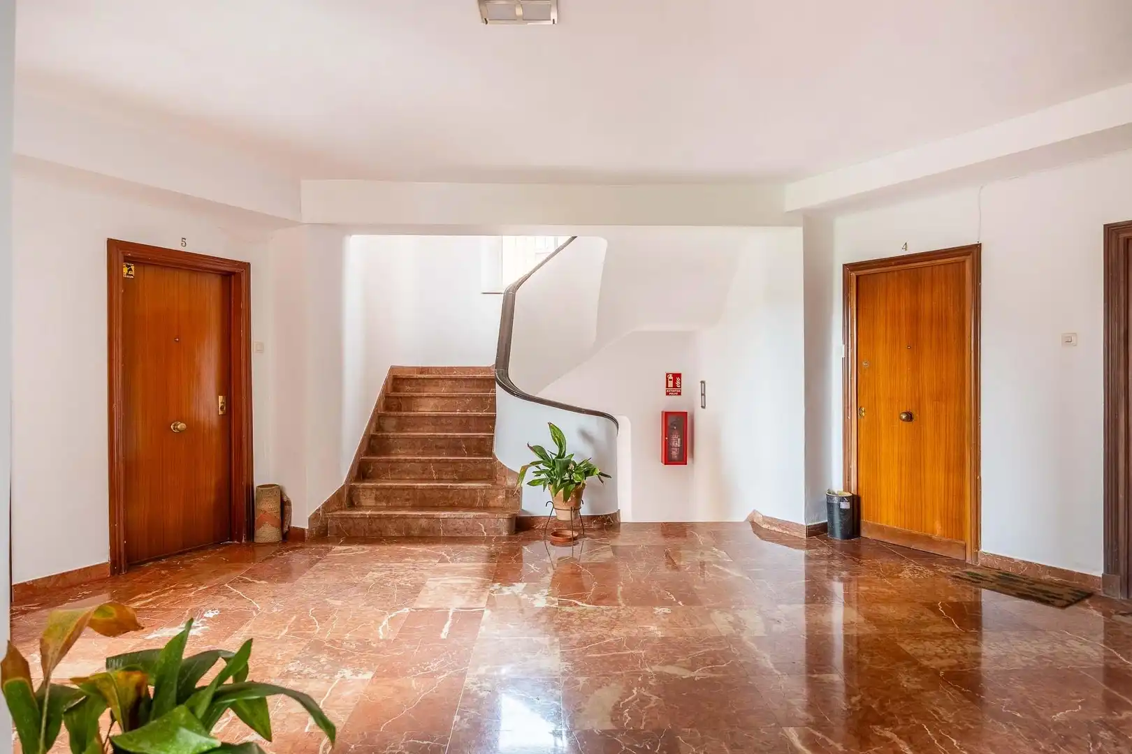 Flat for sale in Sevilla  with Air Conditioner, Heating and Private garden