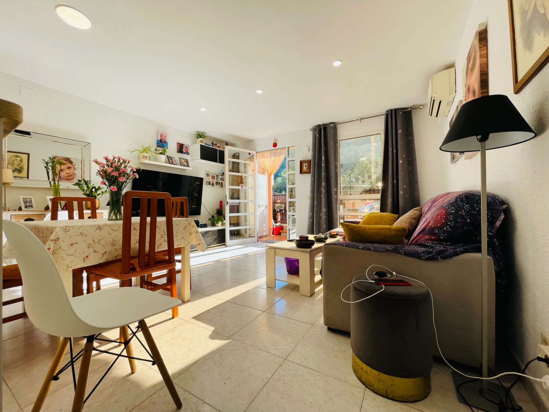 Living room of Duplex for sale in Corbera de Llobregat  with Air Conditioner, Terrace and Storage room