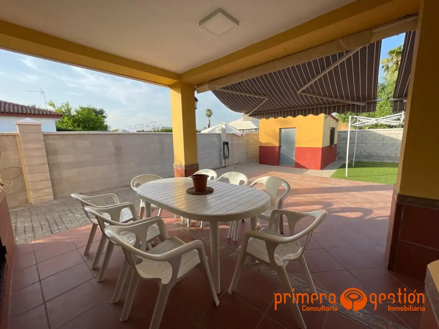 Chalet con piscina en venta en Carmona, imagen 10