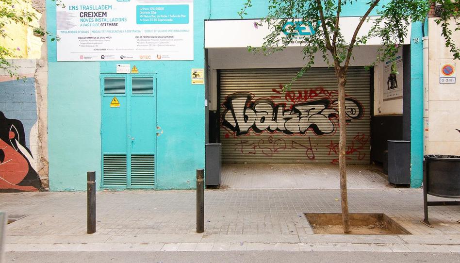 Photo 1 of Premises to rent in Calle Alpens, La Bordeta, Barcelona