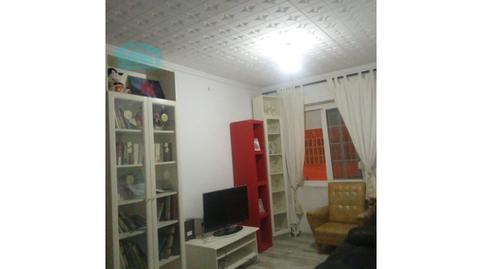 Photo 2 of Flat to rent in Calle las Aguilas, San Crispín - Huerta Nueva-Estación, Alicante