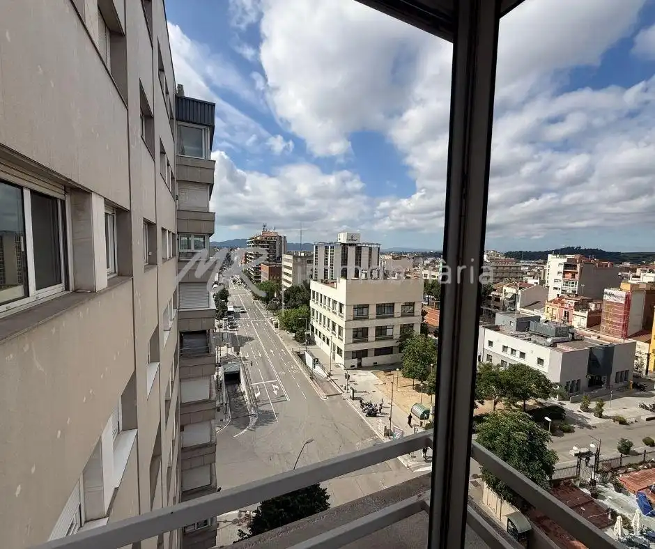 Vista exterior de Piso en venta en Granollers con Calefacción, Trastero y Amueblado