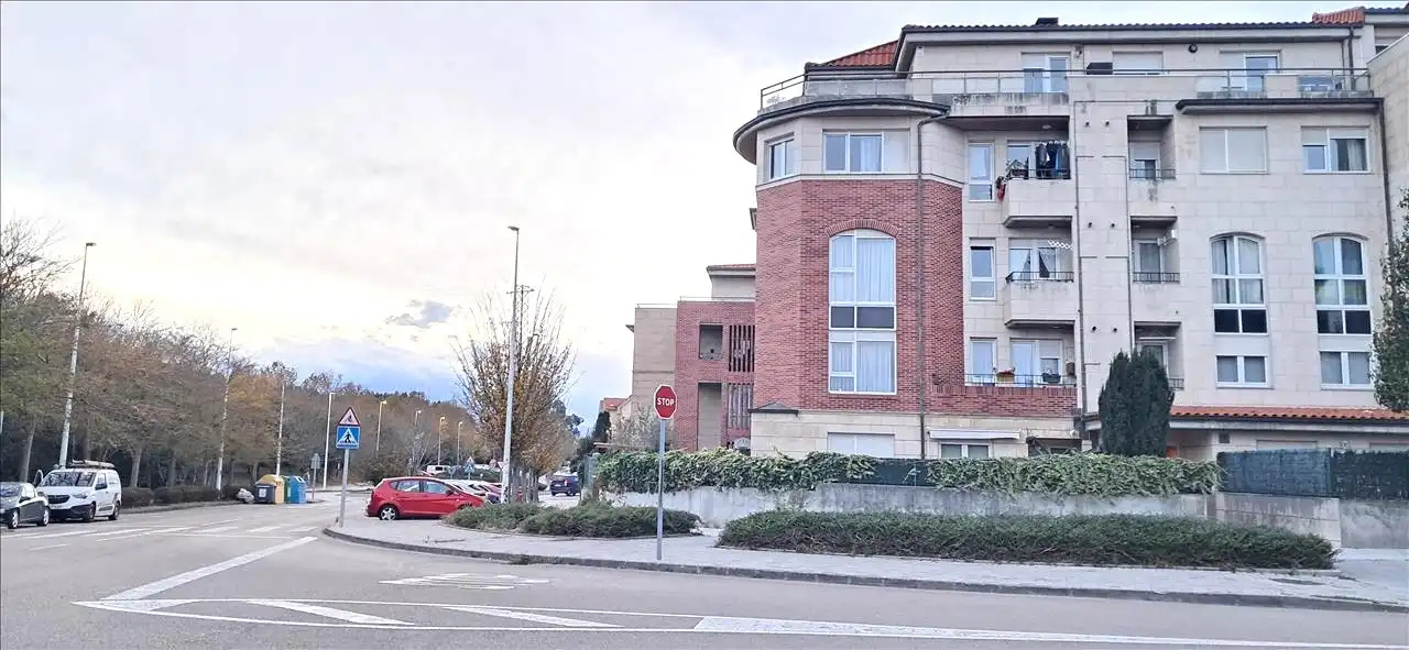 Vista exterior de Piso en venta en Santa Cruz de Bezana