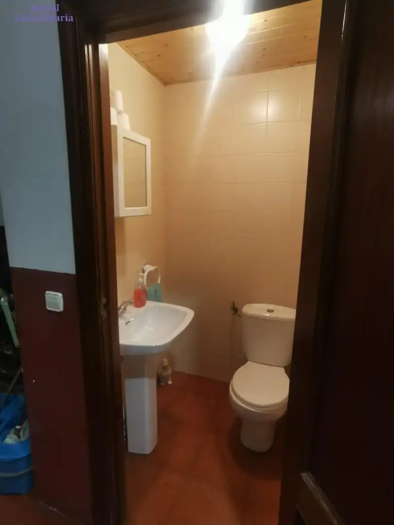 Bathroom of Commercial properties for sale in Fuenmayor