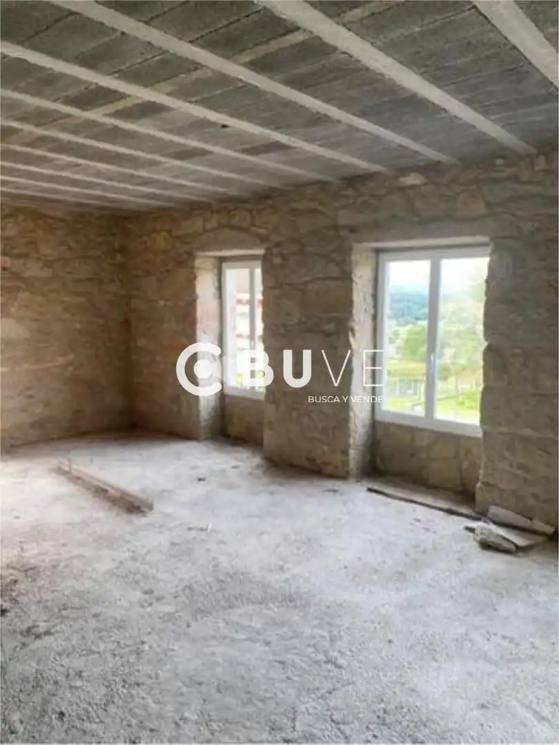 Houses for sale in Rois  with Private garden