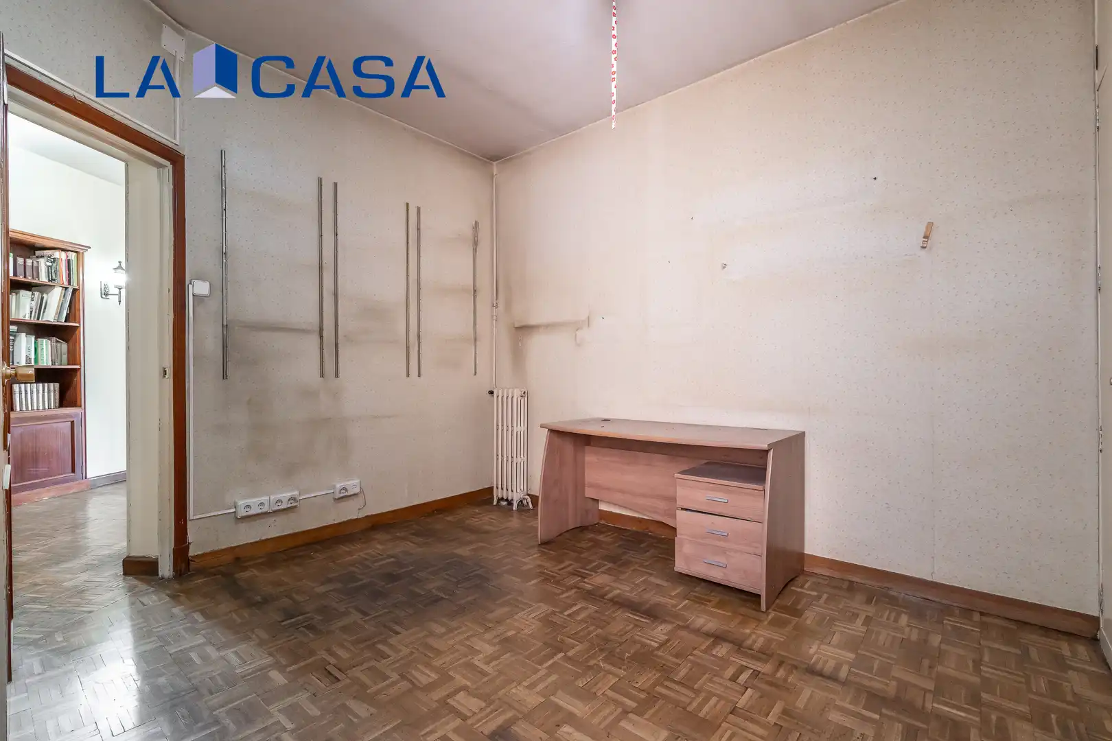 Piso en venta en Madrid con Calefacción, Terraza y Trastero