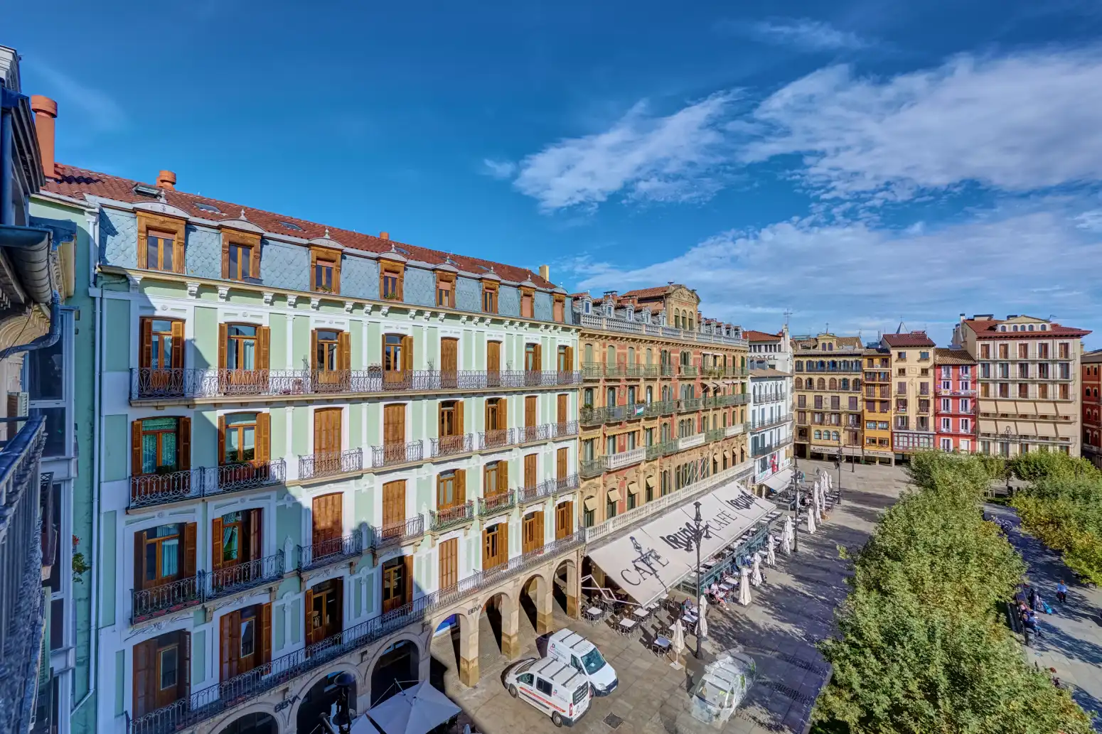 Exterior view of Flat for sale in  Pamplona / Iruña  with Heating, Parquet flooring and Storage room