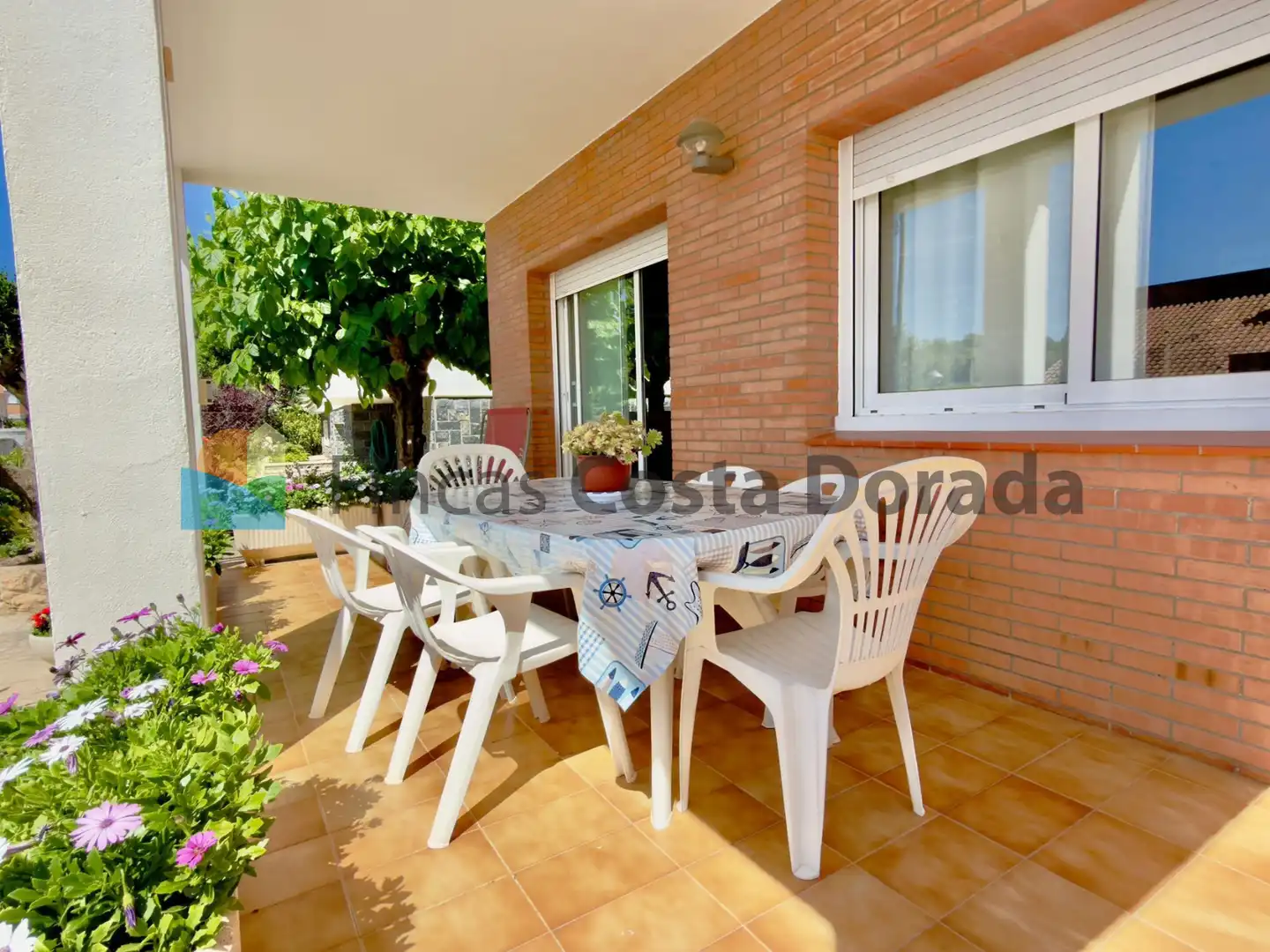 Terrace of Houses for sale in Cubelles  with Air Conditioner, Private garden and Parquet flooring