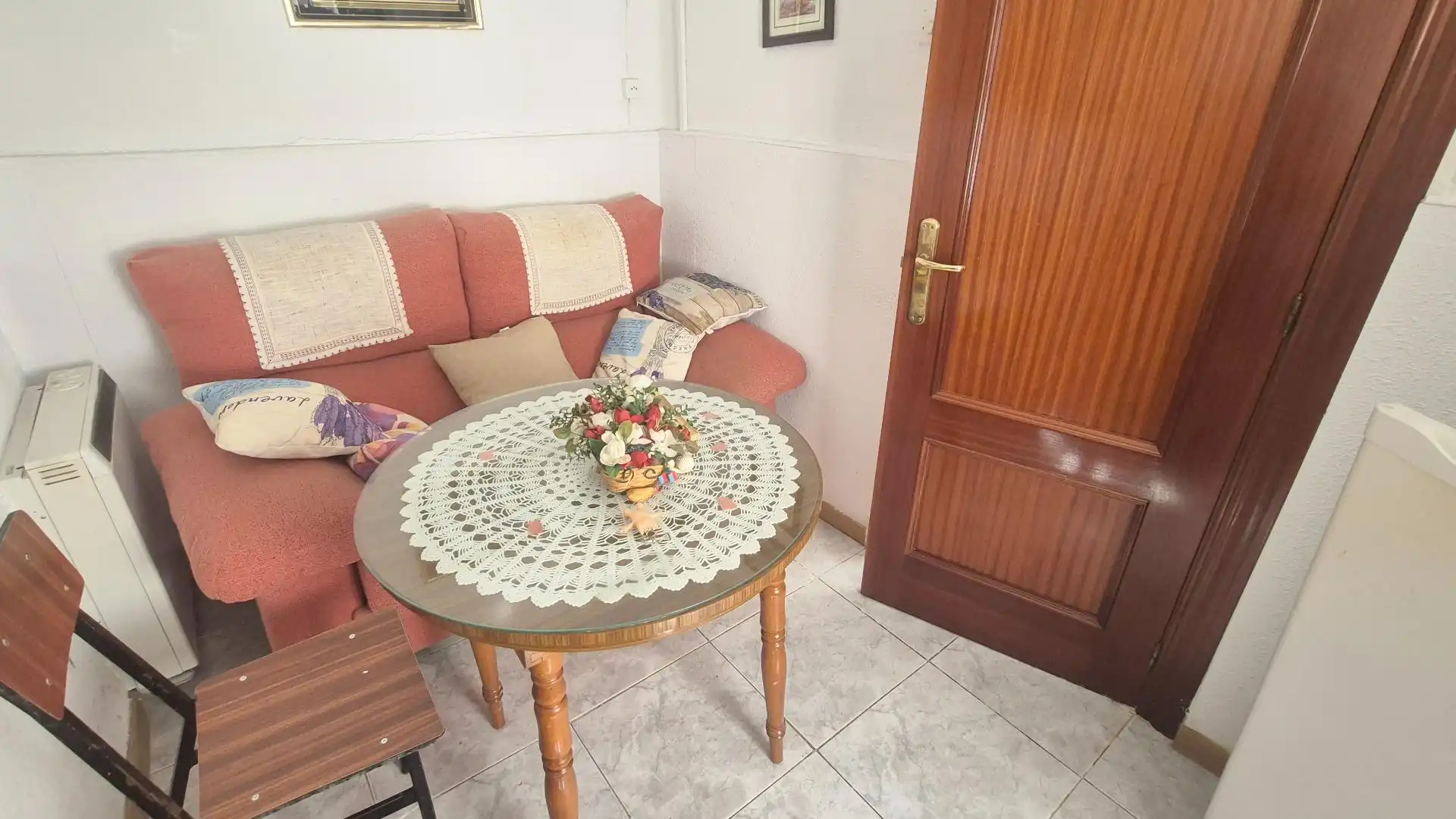 Sala d'estar de Pis en venda en Salamanca amb Calefacció