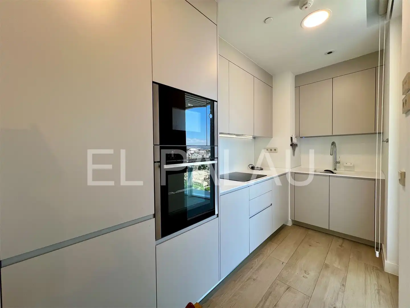 Piso en venta en Avinguda de les Corts Valencianes, Sant Pau