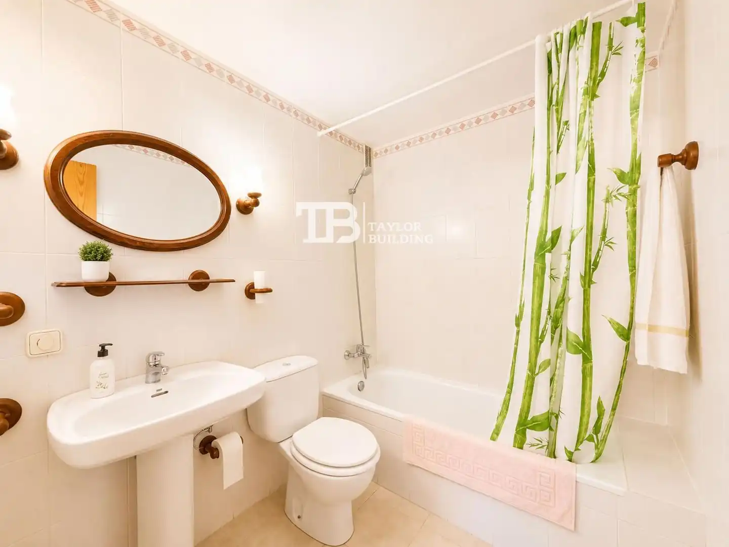 Baño de Piso en venta en Calvià con Aire acondicionado, Calefacción y Terraza