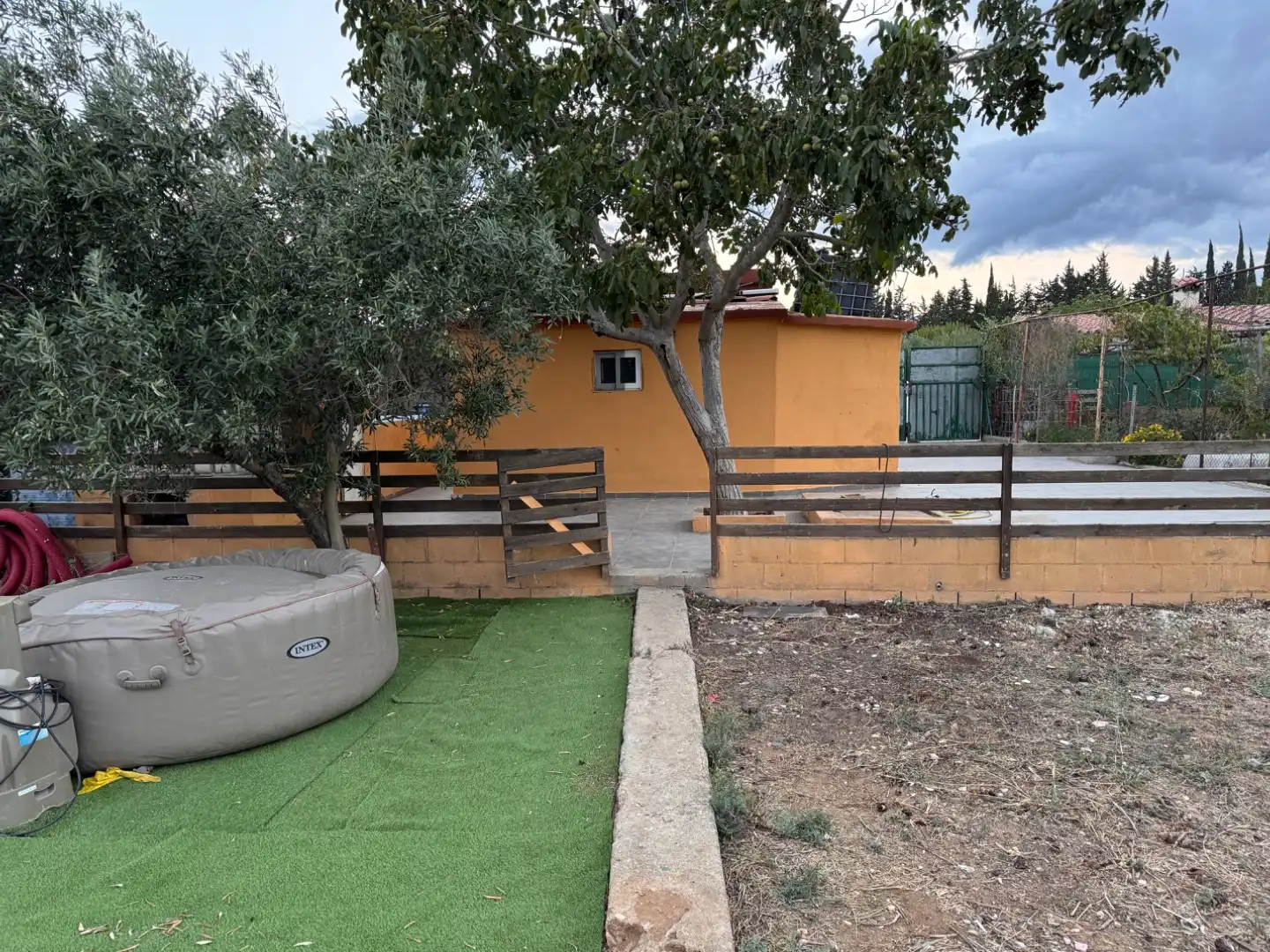 Terreno rustico in vendita a Hostalet de llers 1