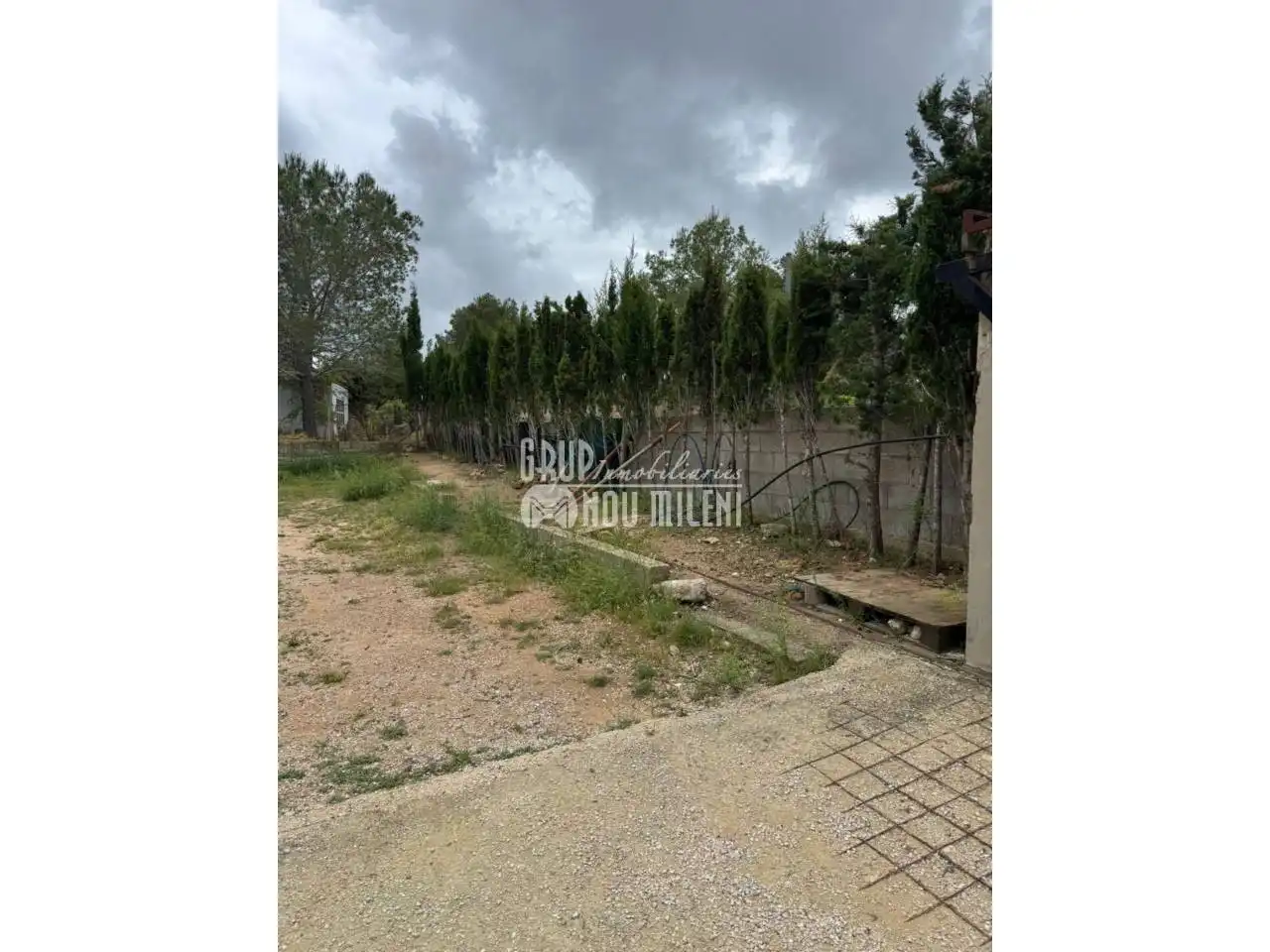 Finca rústica en venda en Montserrat amb Jardí privat