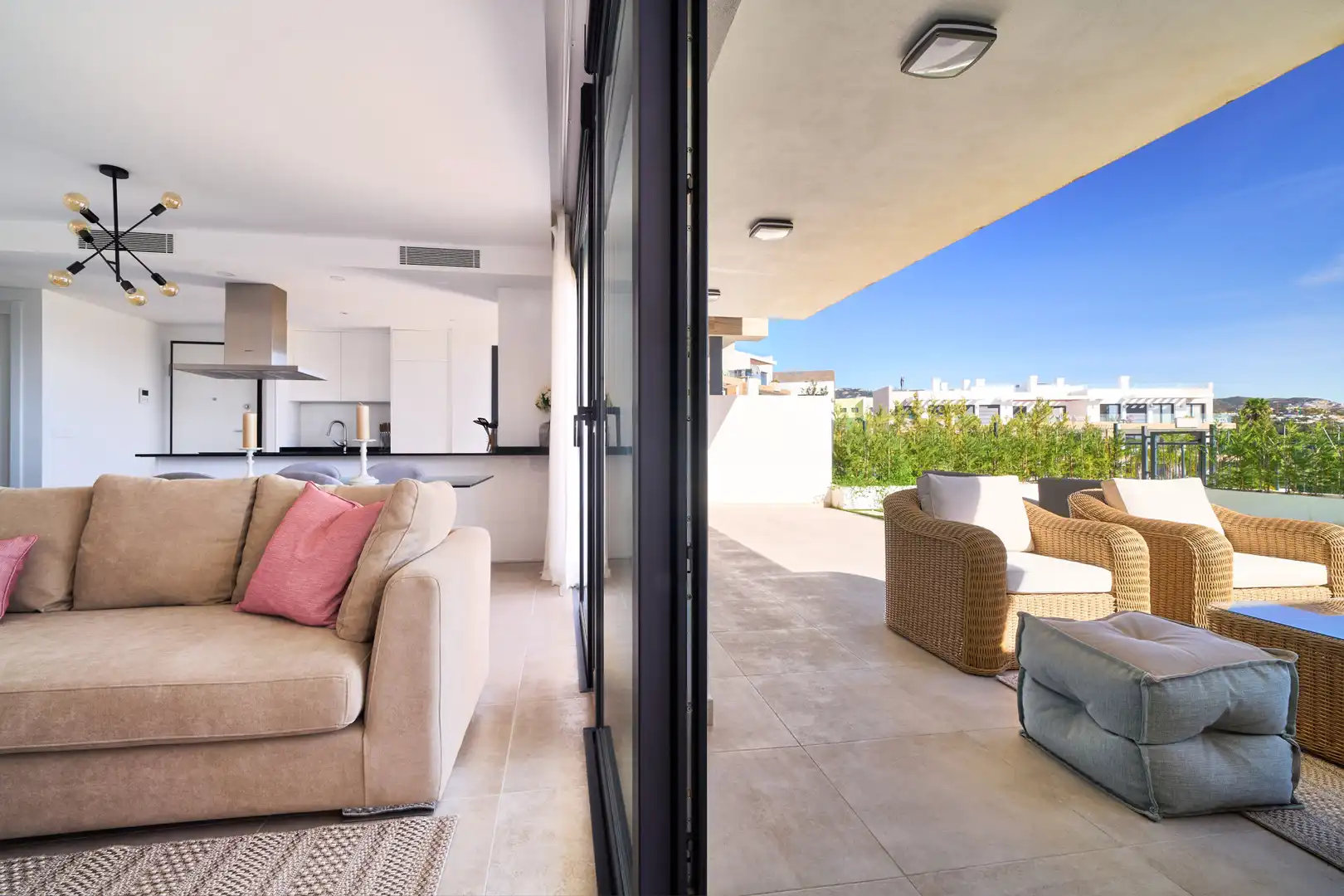 Terraza de Planta baja en venta en Estepona con Aire acondicionado, Jardín privado y Terraza