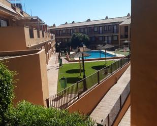 Vista exterior de Àtic de lloguer en Casares amb Aire condicionat i Terrassa