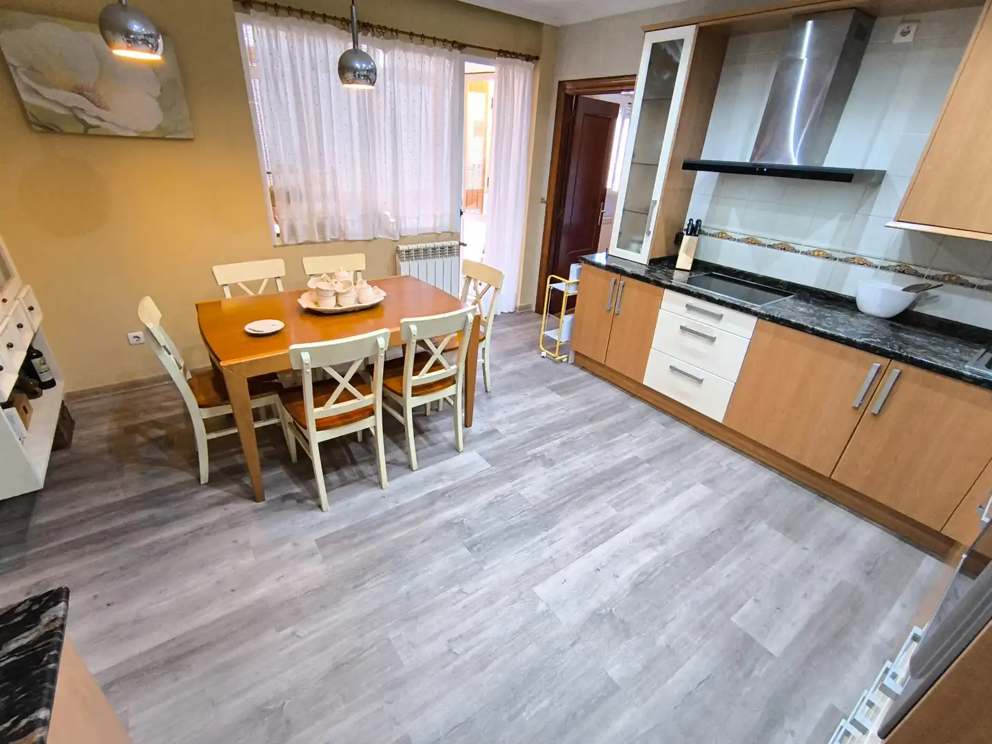 Küche von Wohnung zum Verkauf in Palencia mit Heizung, Terrasse und Ofen
