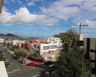 Vista exterior de Pis en venda en Las Palmas de Gran Canaria amb Balcó