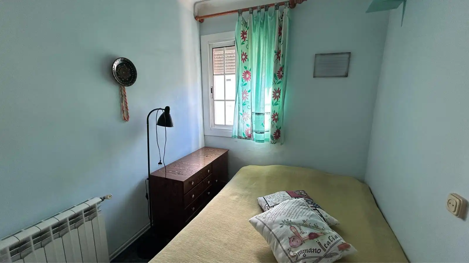 Habitación de Piso en venta en Cornellà de Llobregat