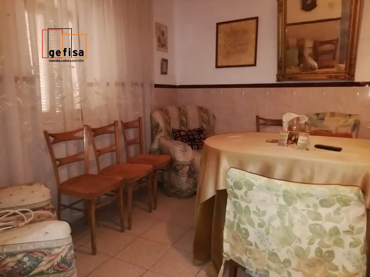 Menjador de Casa o xalet en venda en Valdepeñas amb Traster i Balcó