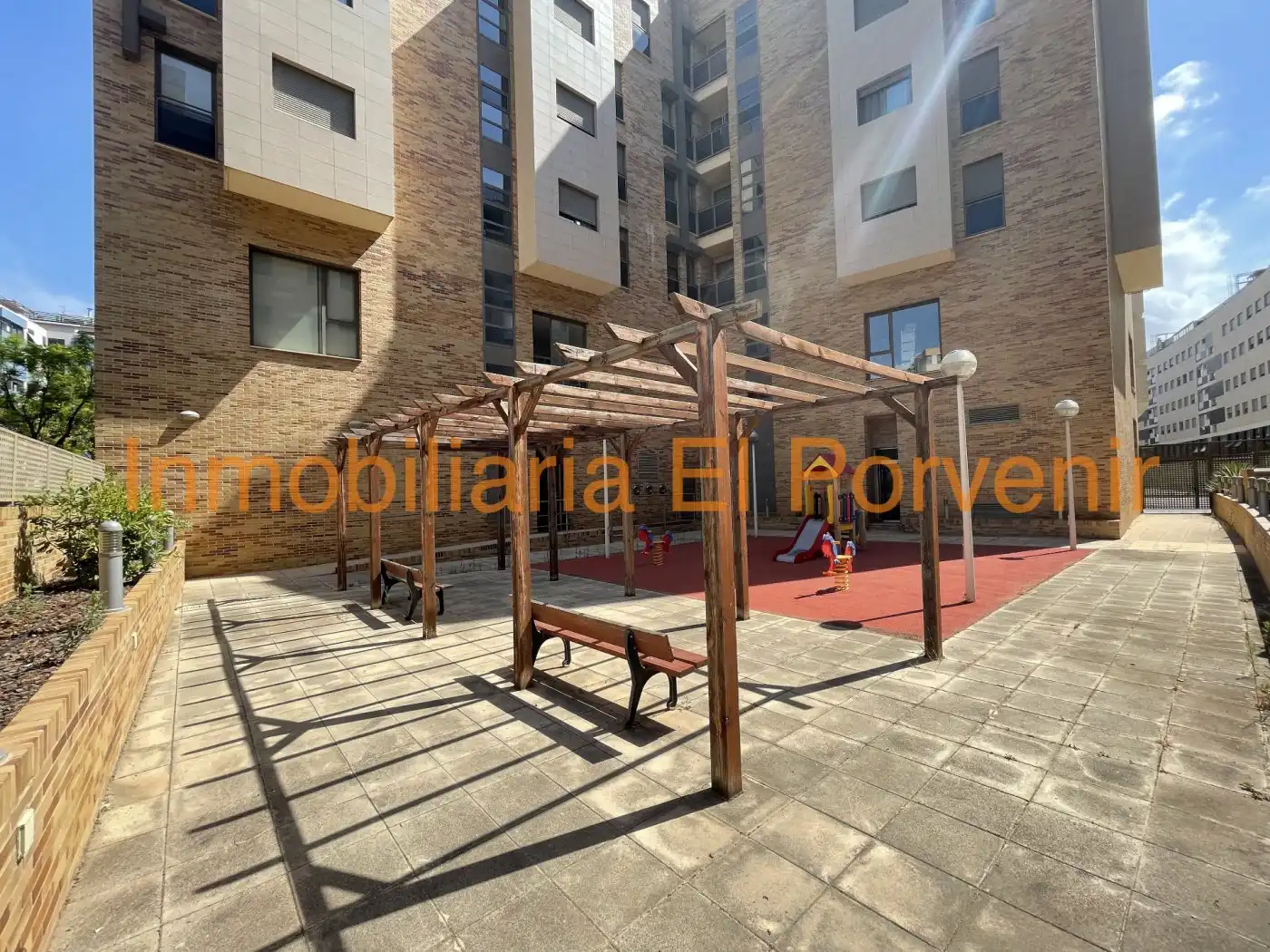 Ático con terraza en alquiler en Parc Central, imagen 32