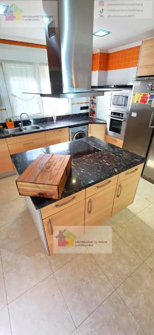 Kitchen of Houses for sale in Sariegos  with Air Conditioner, Heating and Private garden