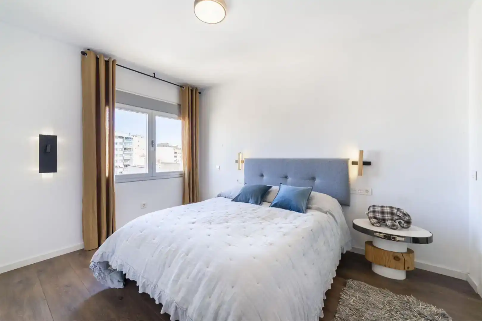 Schlafzimmer von Wohnung zur Miete in Centro