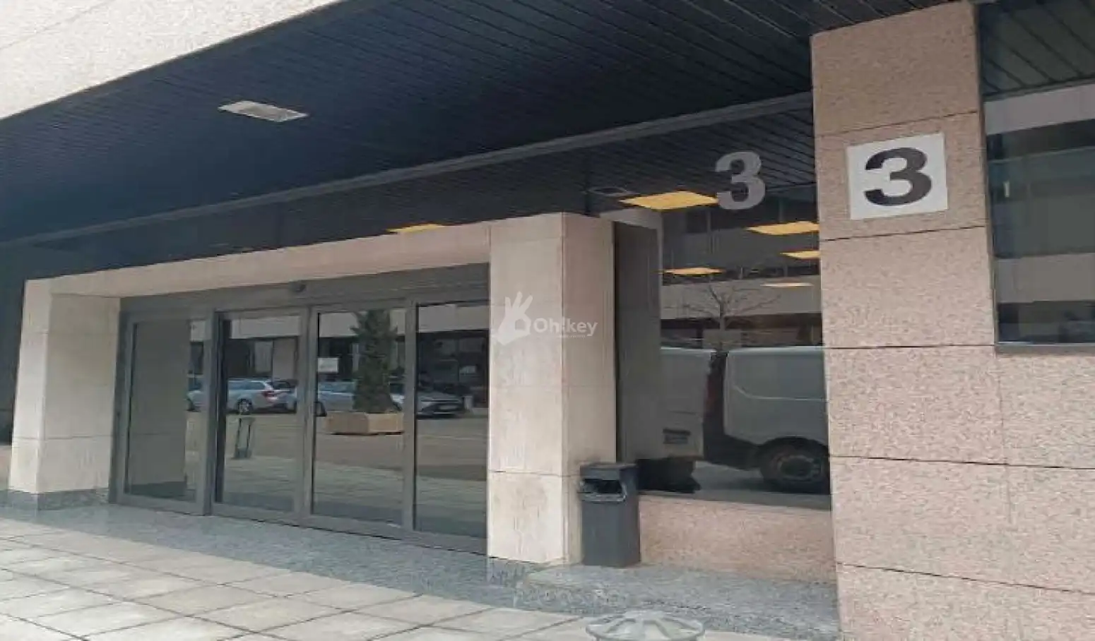 Office space for sale in Polígono Industrial Sur, imagen 3