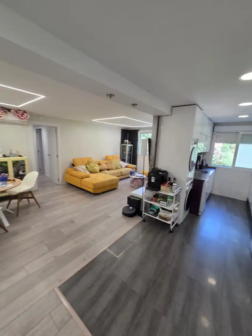 Living room of Flat for sale in Móstoles  with Air Conditioner, Heating and Parquet flooring