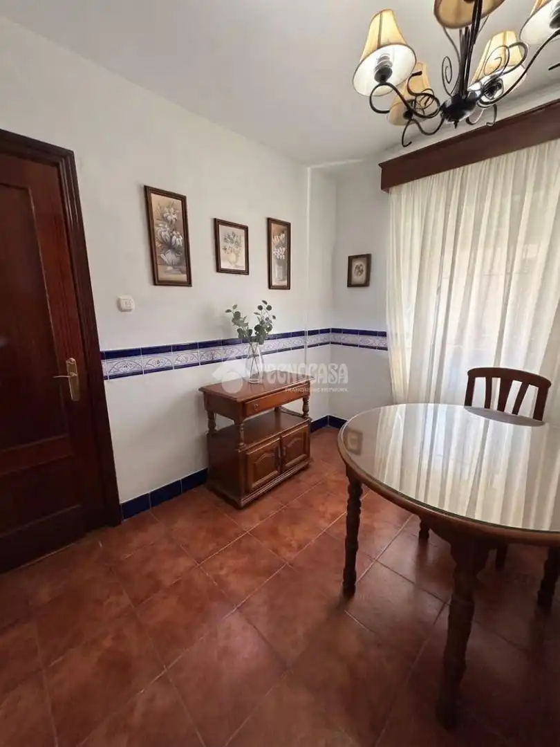 Dining room of Flat for sale in Zona de la Vega