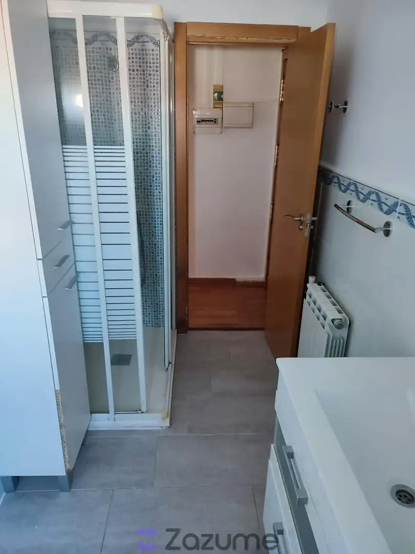 Bathroom of Flat for rent in Torrijos  with Air Conditioner, Heating and Terrace