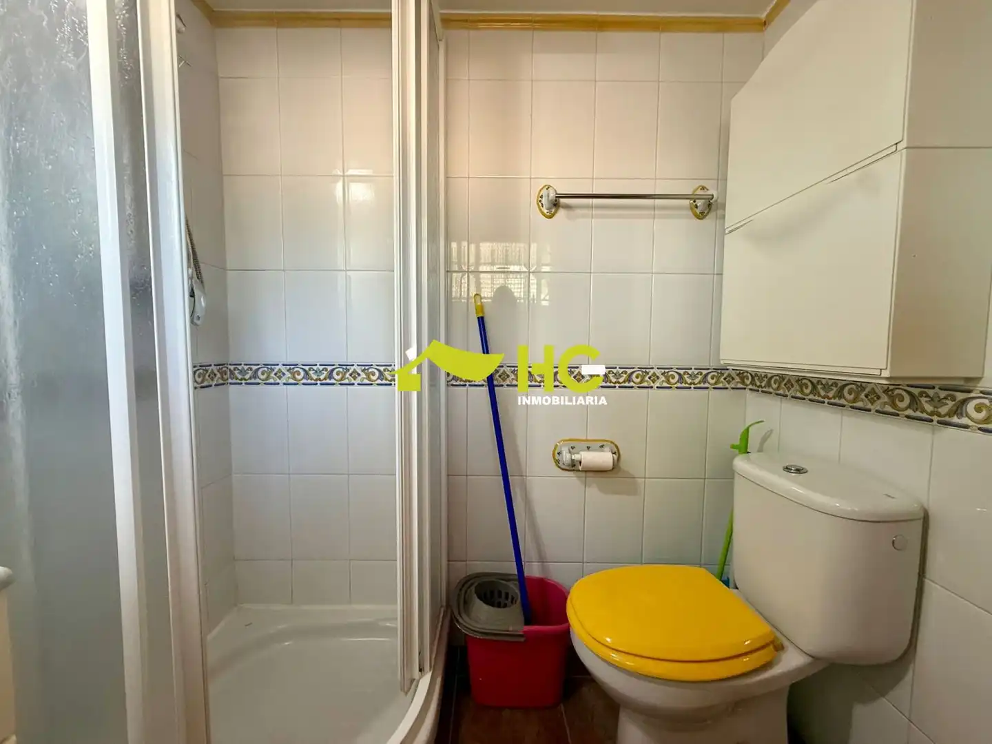Baño de Estudio de alquiler en Villaviciosa de Odón con Calefacción, Amueblado y Piscina comunitaria