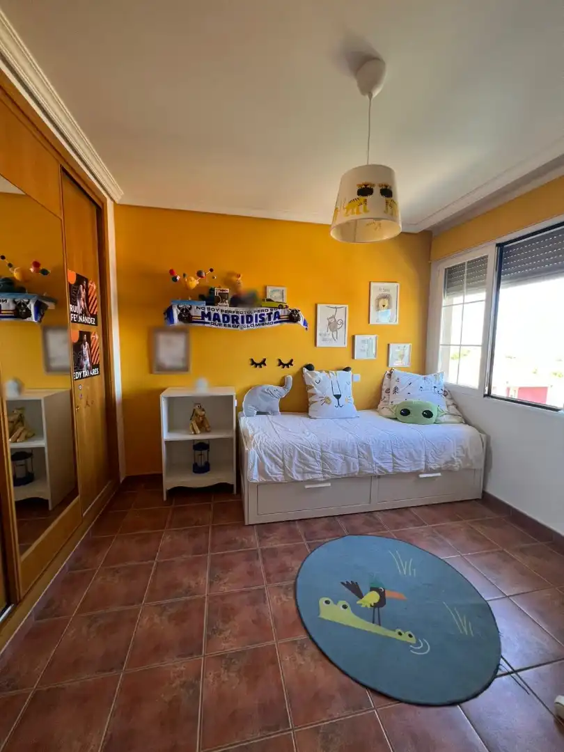 Habitación de Casa o chalet en venta en Aranjuez con Aire acondicionado, Calefacción y Jardín privado