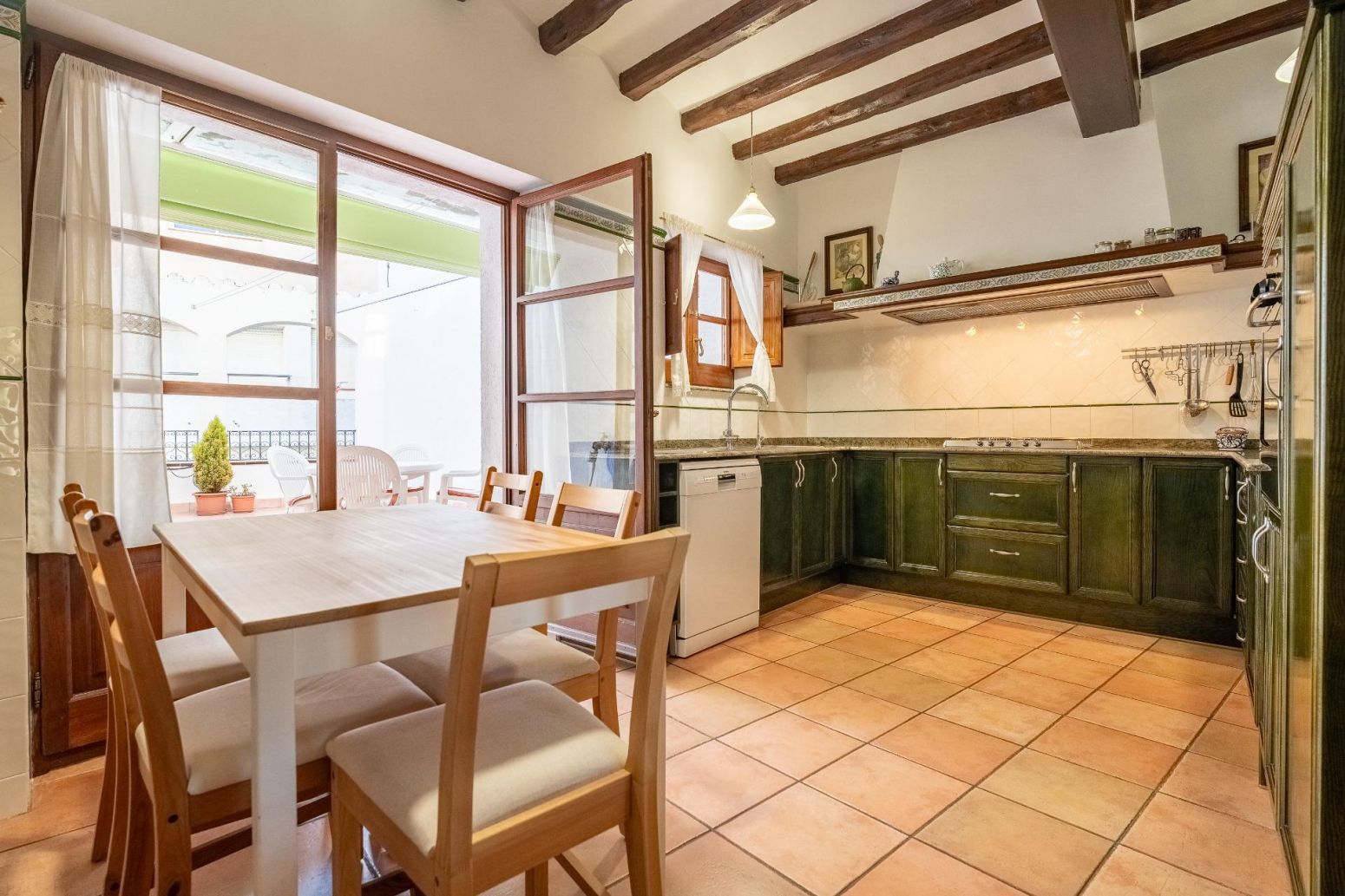 Kitchen of House or chalet for sale in L'Ametlla de Mar   with Air Conditioner, Heating and Parquet flooring