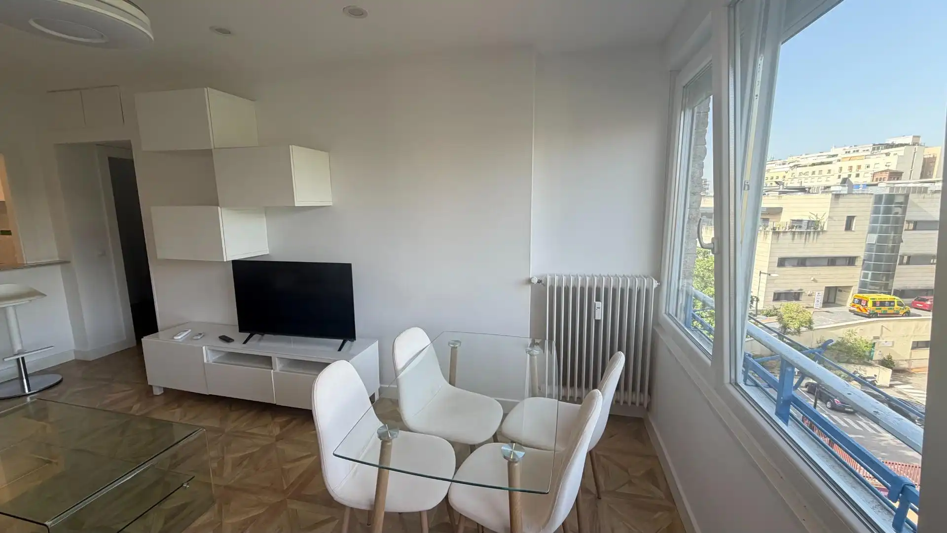 Wohnzimmer von Wohnung zur Miete in Madrid mit Klimaanlage, Heizung und Möbliert