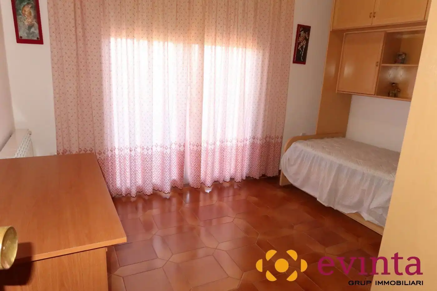 Habitación de Casa o chalet en venta en Vallirana con Calefacción, Jardín privado y Trastero