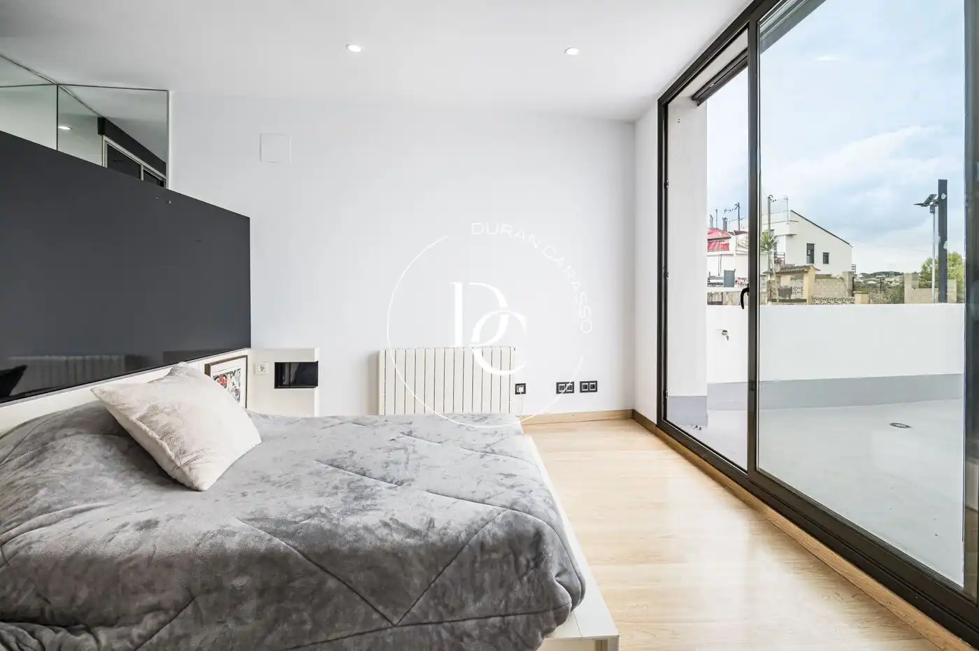 Habitación de Casa o chalet en venta en Canyelles con Aire acondicionado, Calefacción y Jardín privado