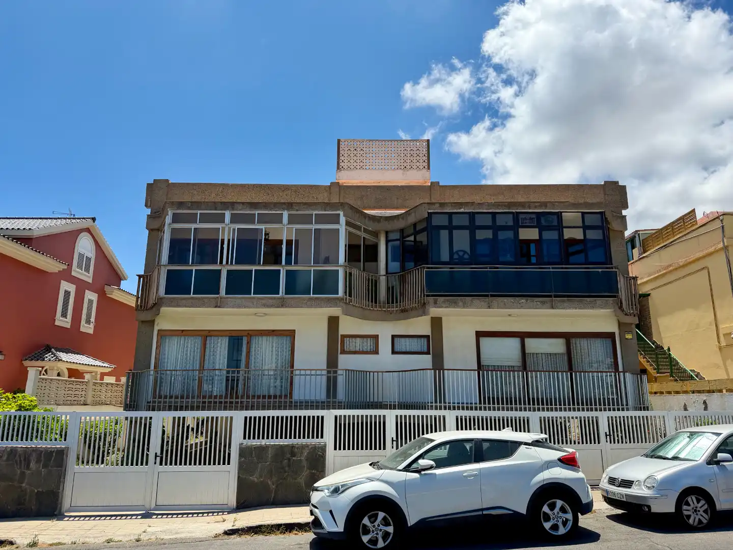 Vista exterior de Ático en venta en Las Palmas de Gran Canaria con Terraza