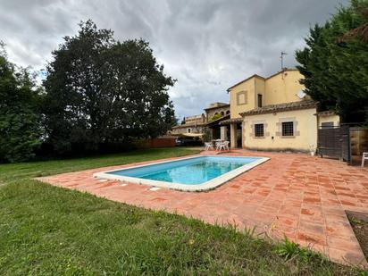 Piscina de Casa o xalet en venda en Llambilles amb Calefacció, Jardí privat i Terrassa