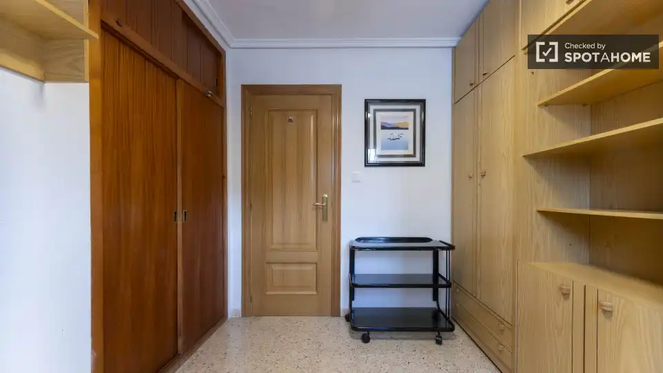 Piso de alquiler en Valencia con Aire acondicionado, Calefacción y Amueblado