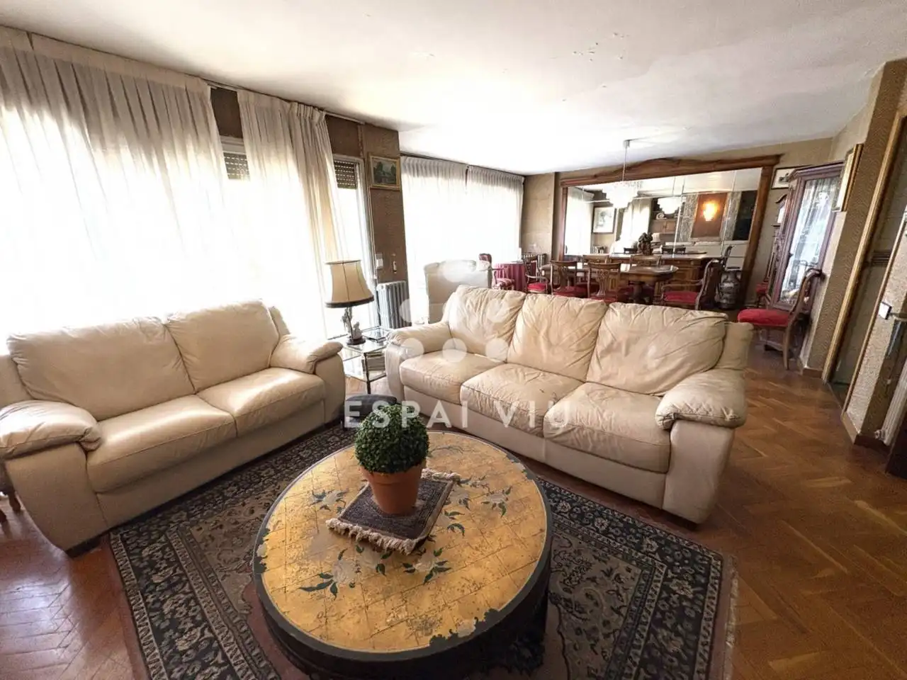 Sala d'estar de Pis en venda en Terrassa amb Calefacció, Parquet i Terrassa